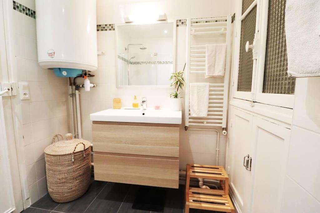 Paris Langeac Apartments Phòng bức ảnh